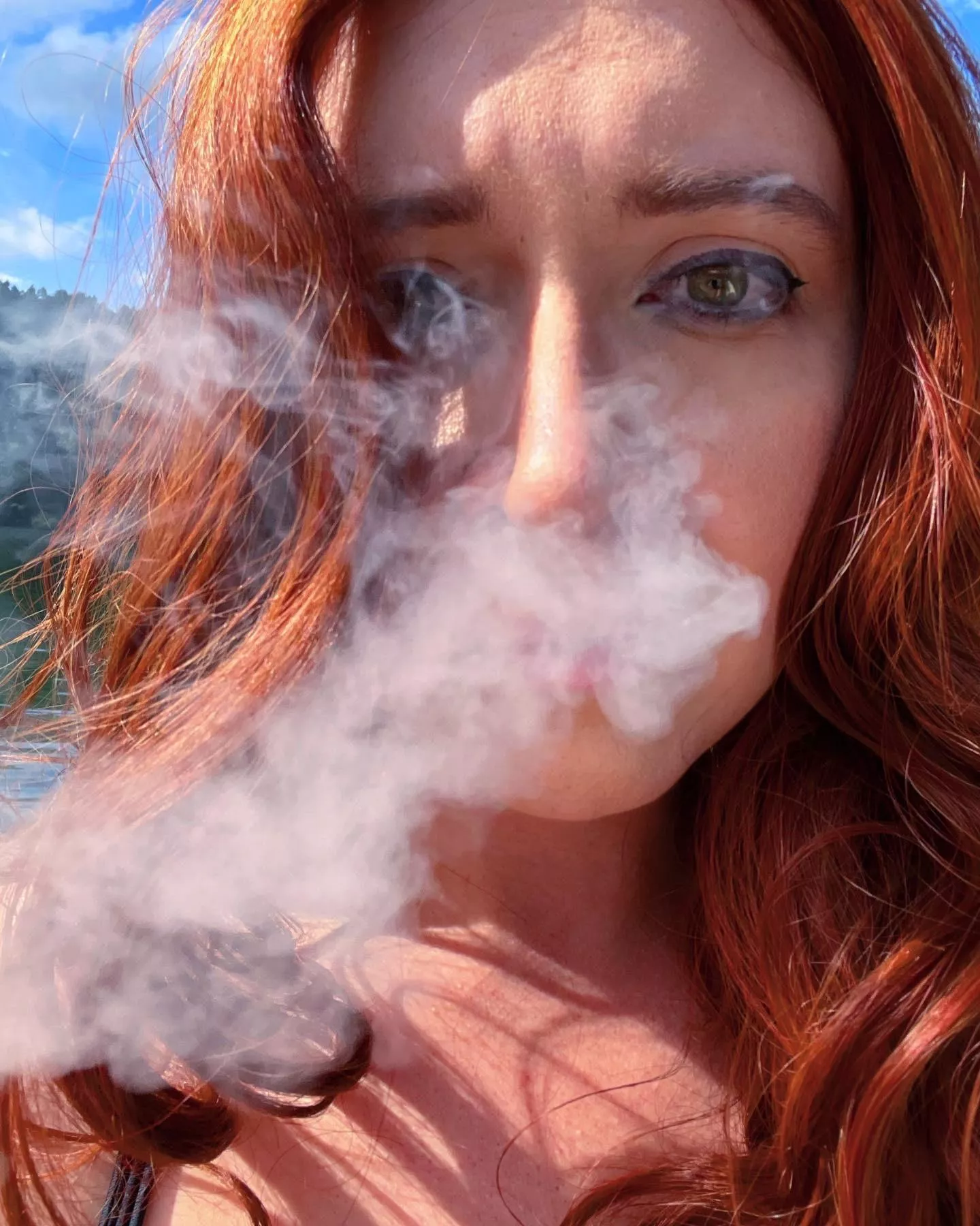 Smoke me out, eat me out posted by Key-Lynx5725