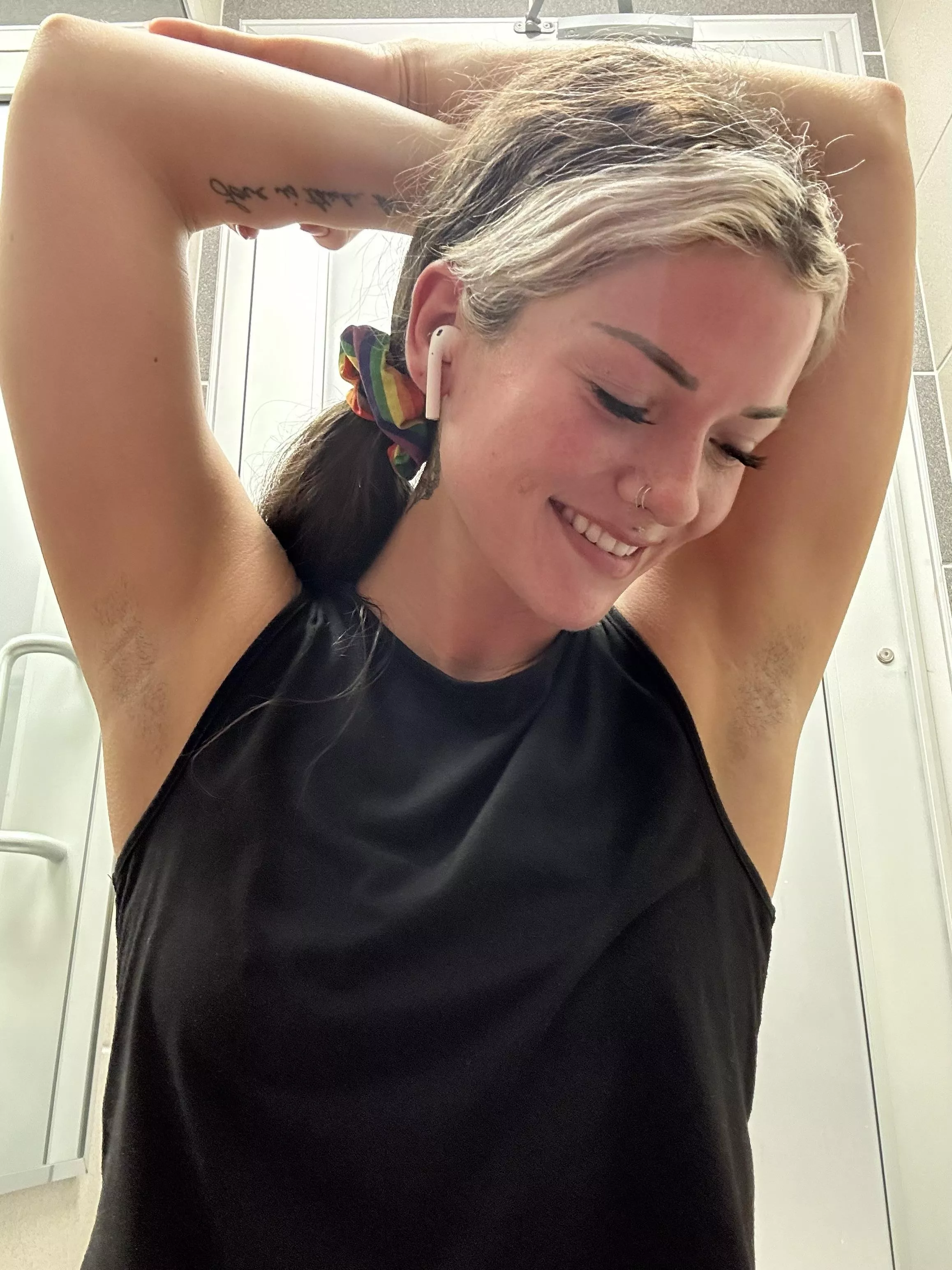 Stubble getting a bit longer posted by lolotaylor