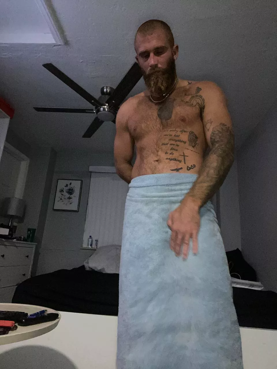 Taking off my shirt after runs more often 💧 posted by stephenkemp05