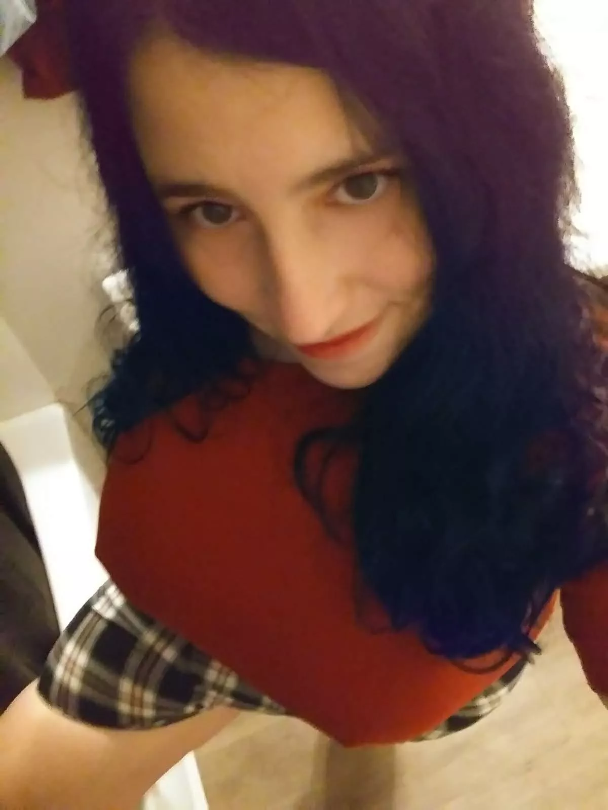 When I dress for comfort (f) posted by Horrorhotgirl19