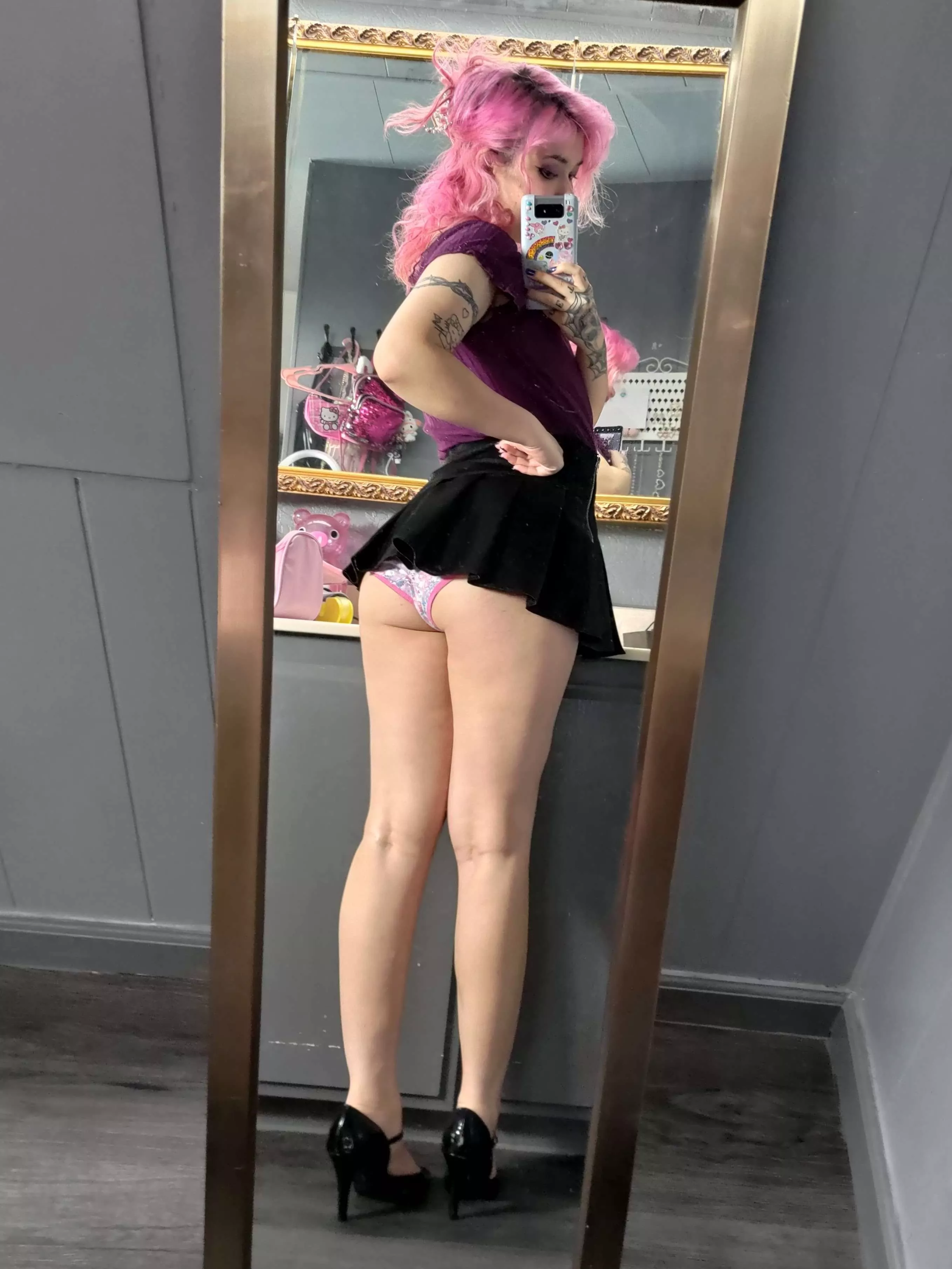 Would you want me as your housewife? posted by RainbowValentine