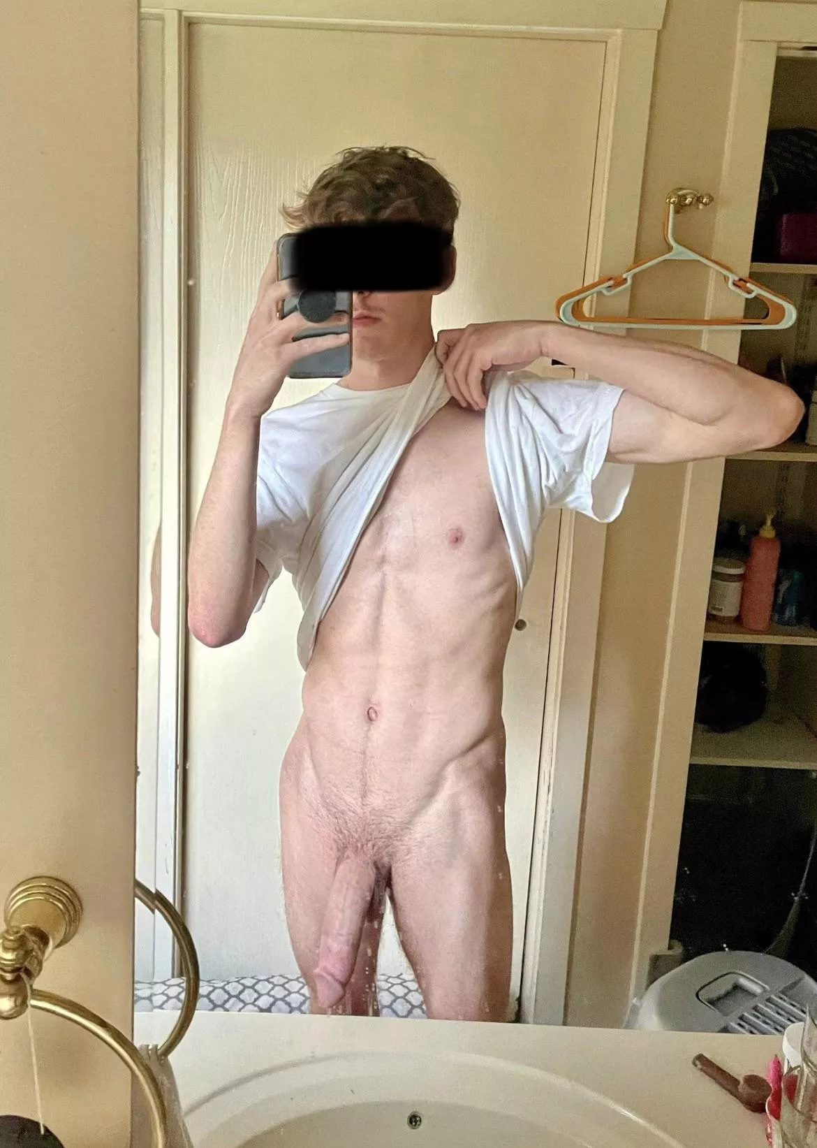 18 virgins hmu posted by Professional_Pop4556