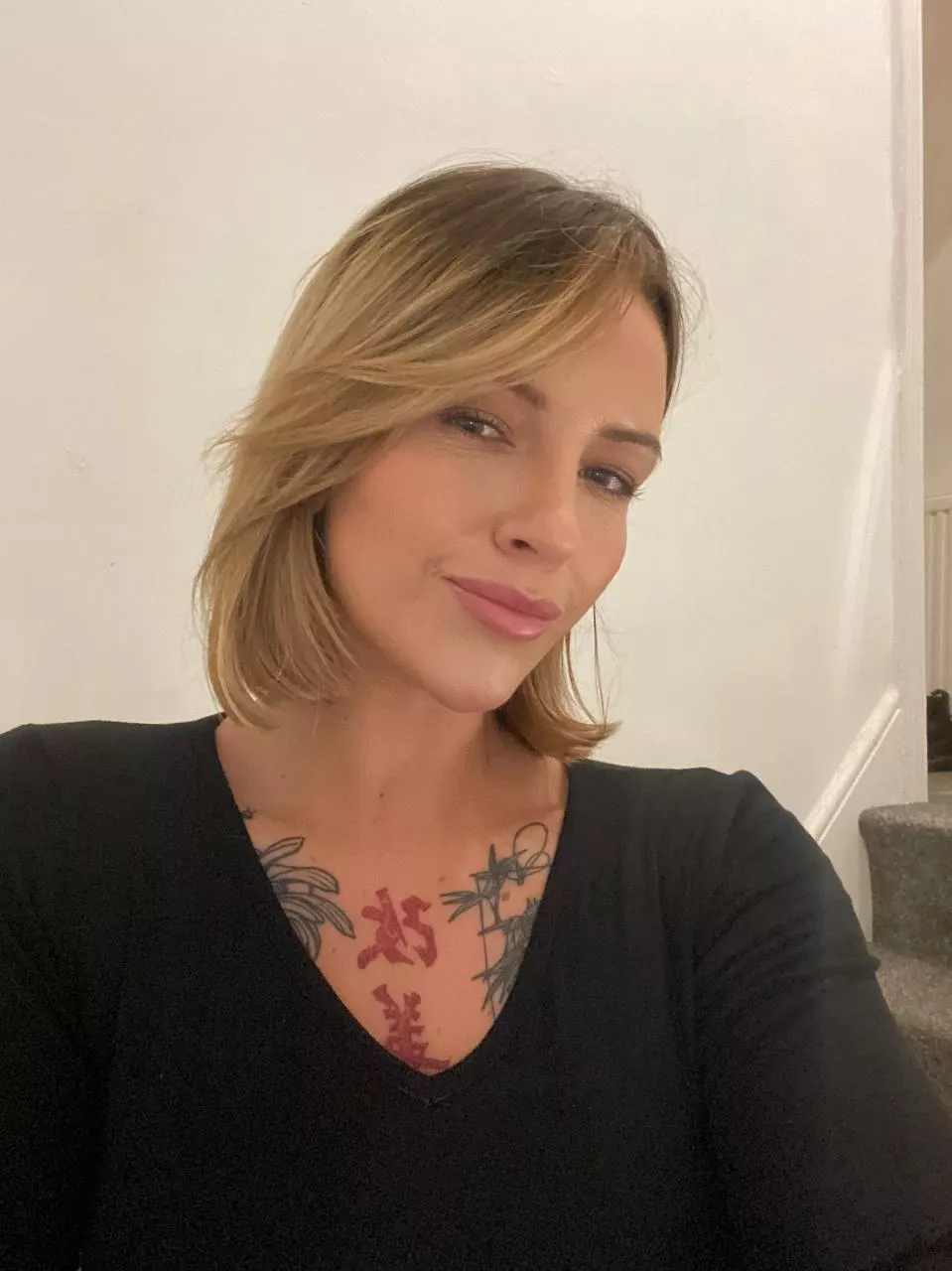 babe IUTR posted by minierentq