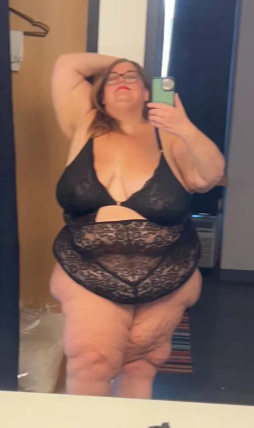 Feel me by NotYourVampire84