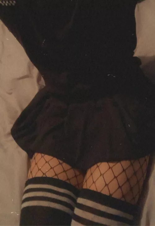 Fridays for fishnets right? :3 by WeakToJazz