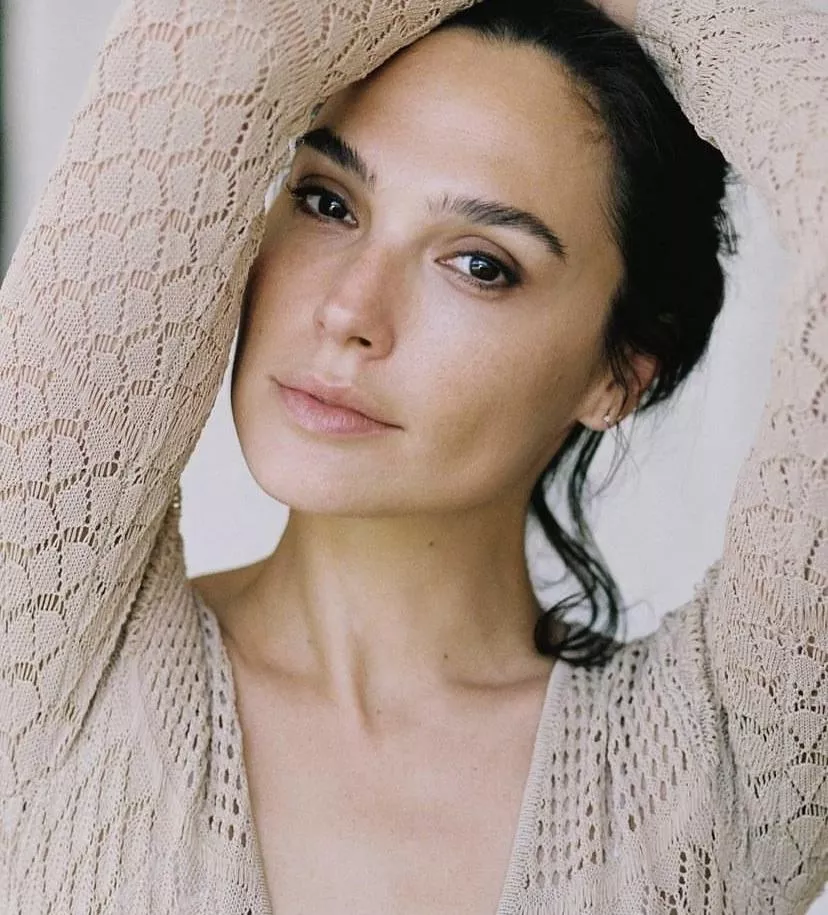Gal Gadot posted by Dragonite___