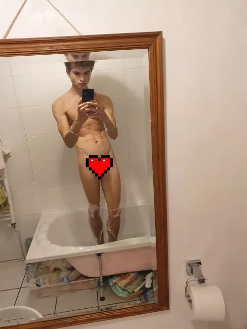 Hermes pose by Aliyh-94