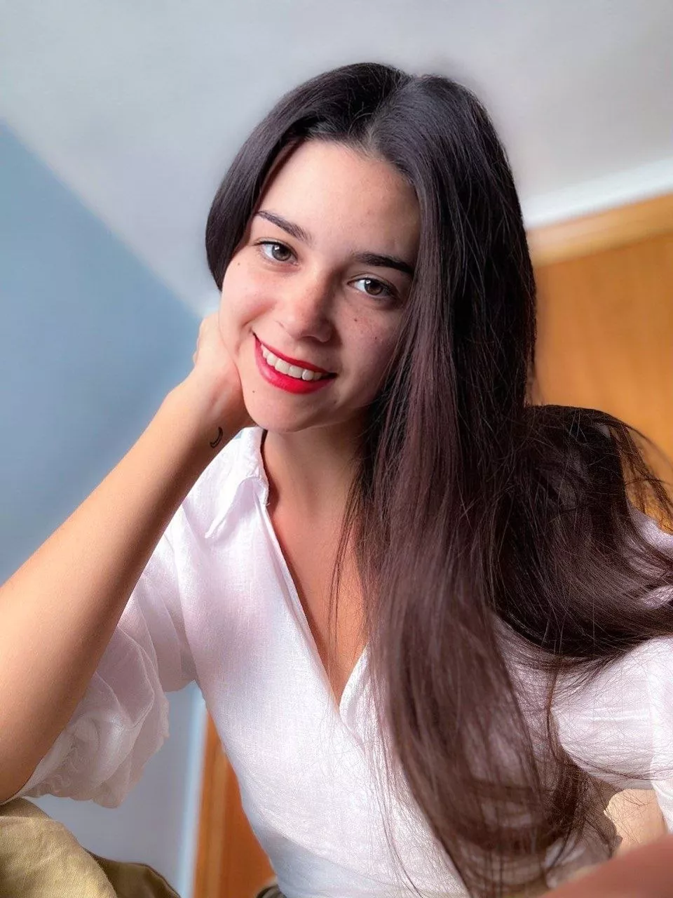 How I am smiling to my roomate while im slowly unbutton my shirt! [f22] posted by opasondec