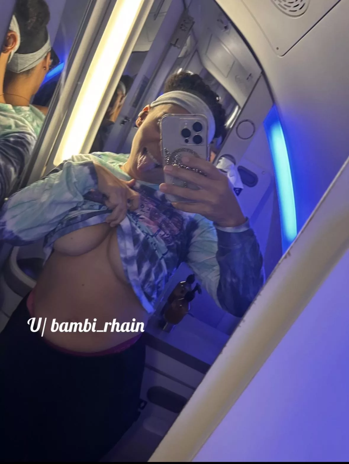 I need someone to make this flight more interesting posted by Bambi_Rhain