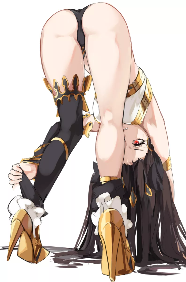 Ishtar's thighs from behind posted by IDM_Recursion