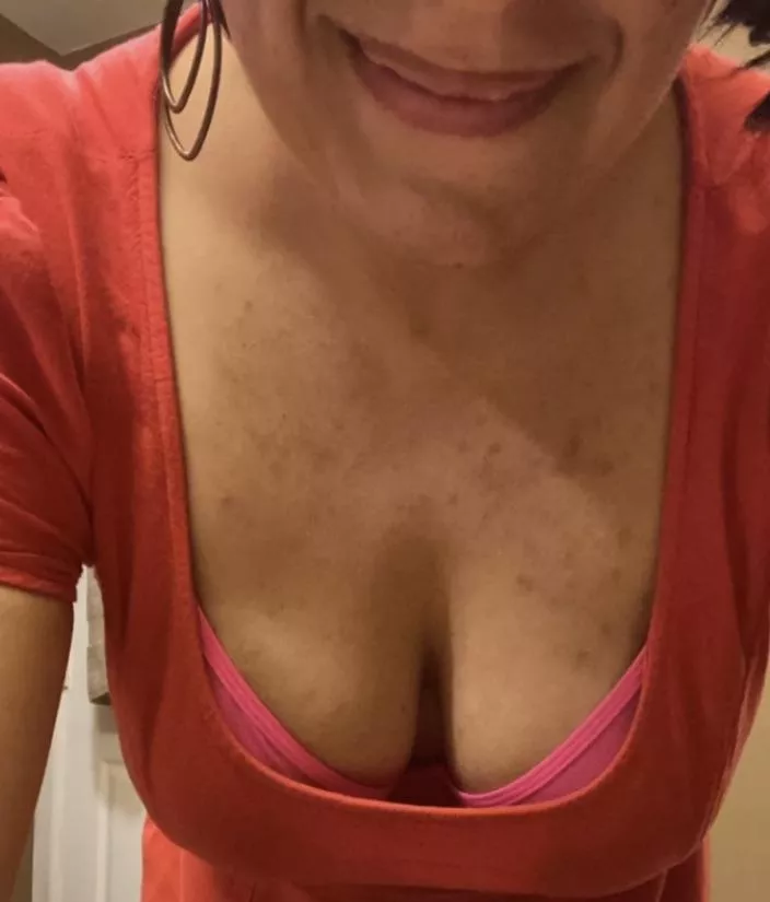 Pink [f]or breast cancer awareness month posted by gottabAnnewithanE