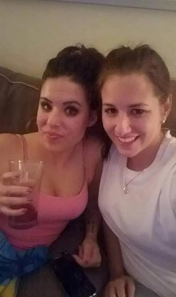 Which one is getting face-fucked first?? [2] posted by Square-Steak5129