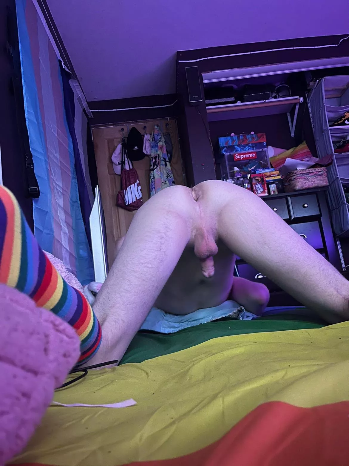 Can someone use me as their submissive slut 🥺 posted by JoeyBaller3