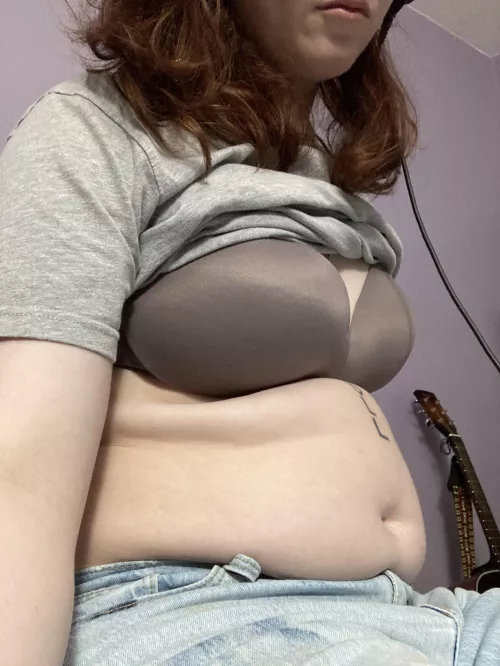 Damn…weight loss going terrible by SwellingHelene