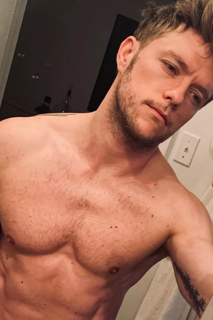 First time showing my face! Be gentle ;) posted by Breaku2buildu