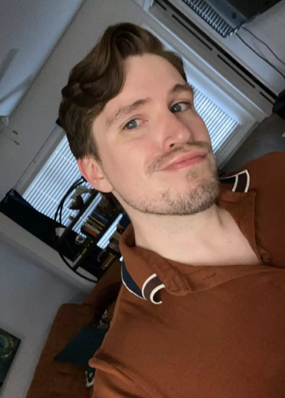 Happy Saturday posted by blanquito_guerito