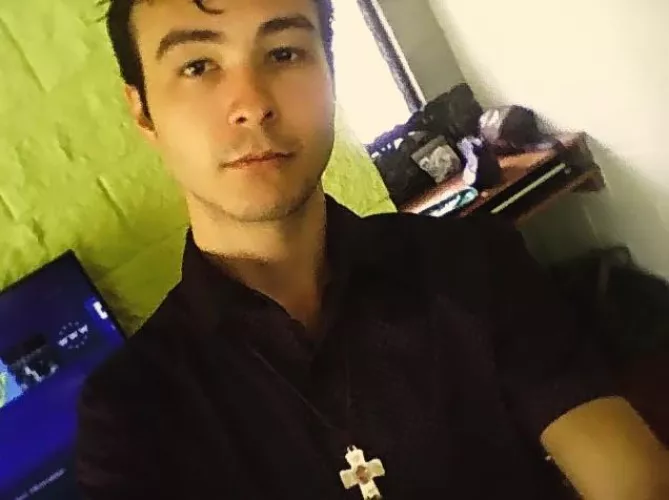 Hello. Salute. by Live_Peach_509