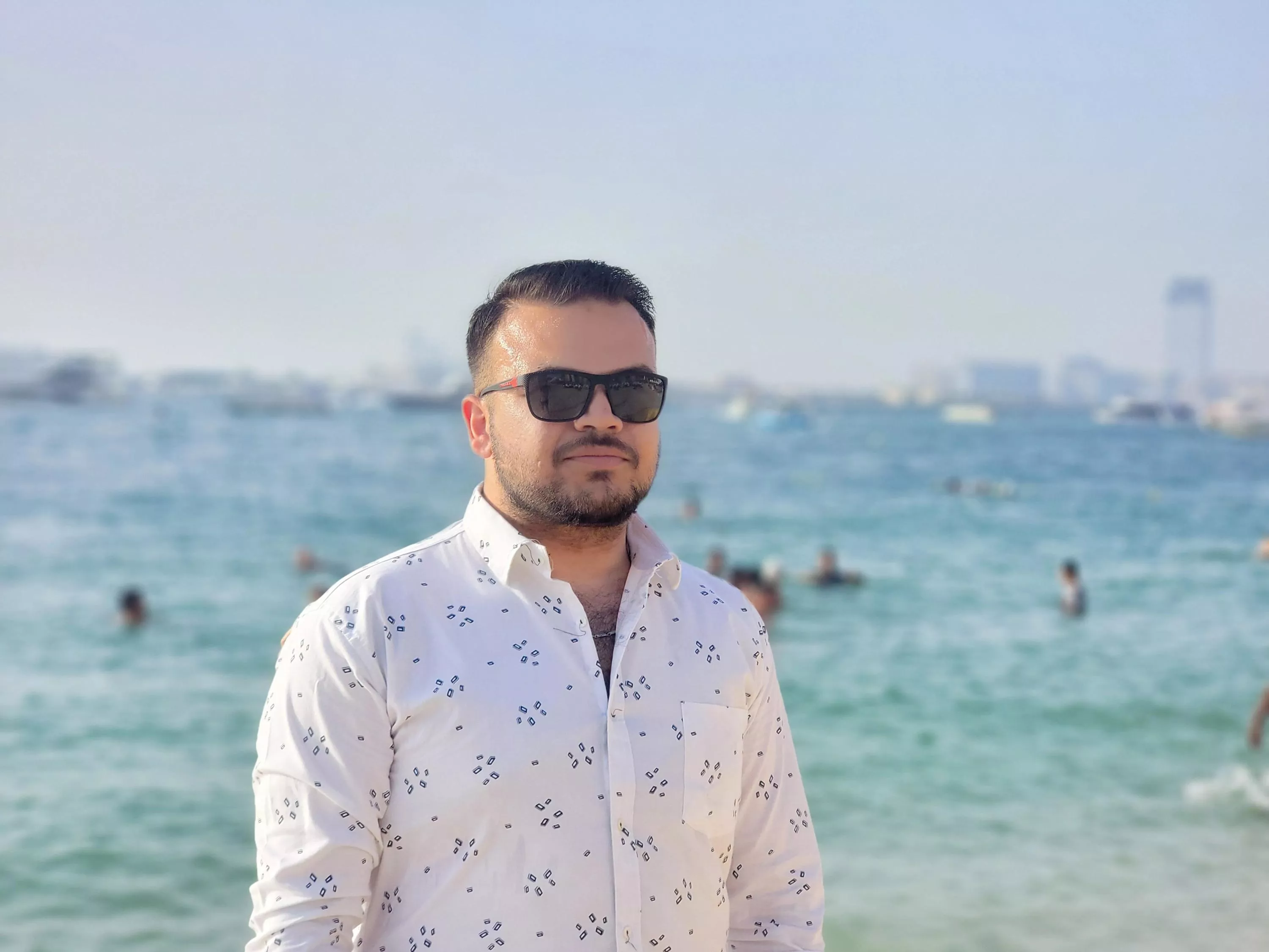 JUMEIRAH BEACH posted by Harisk1432