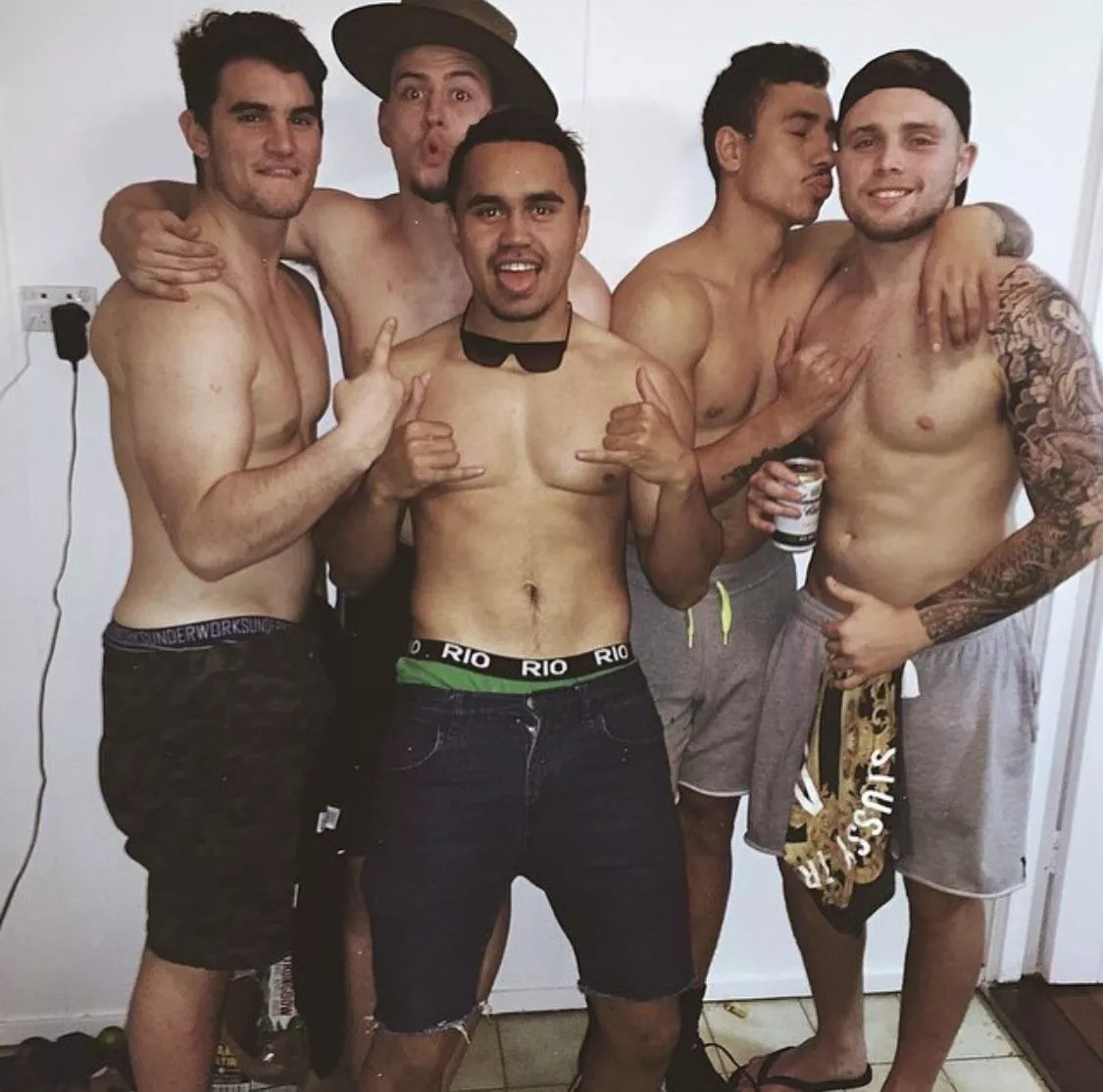 Lads posted by str8brobro