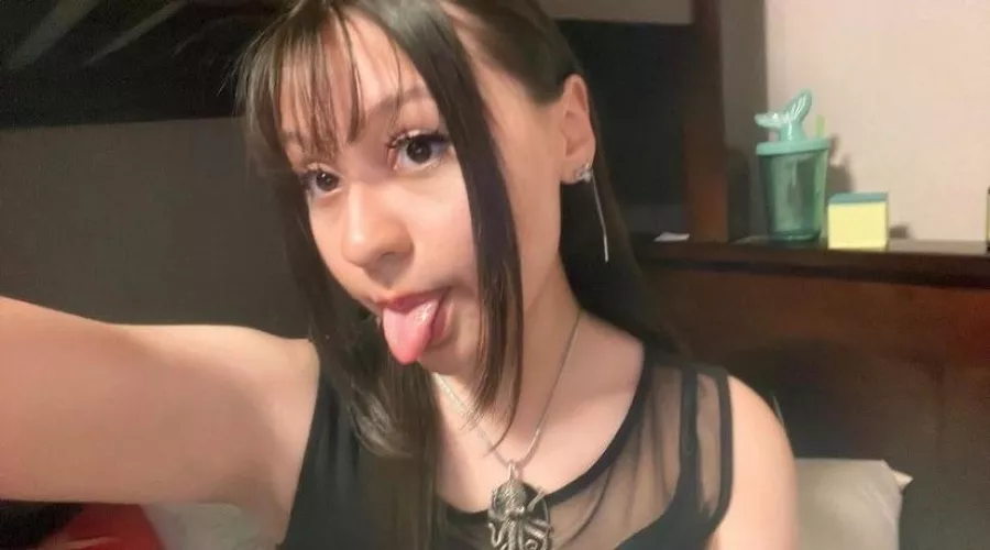 silly pic :p by tapefuck