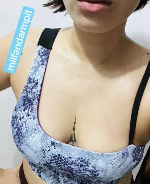 Sunday MIL[F] Day 💦😈 by milfandarmpit