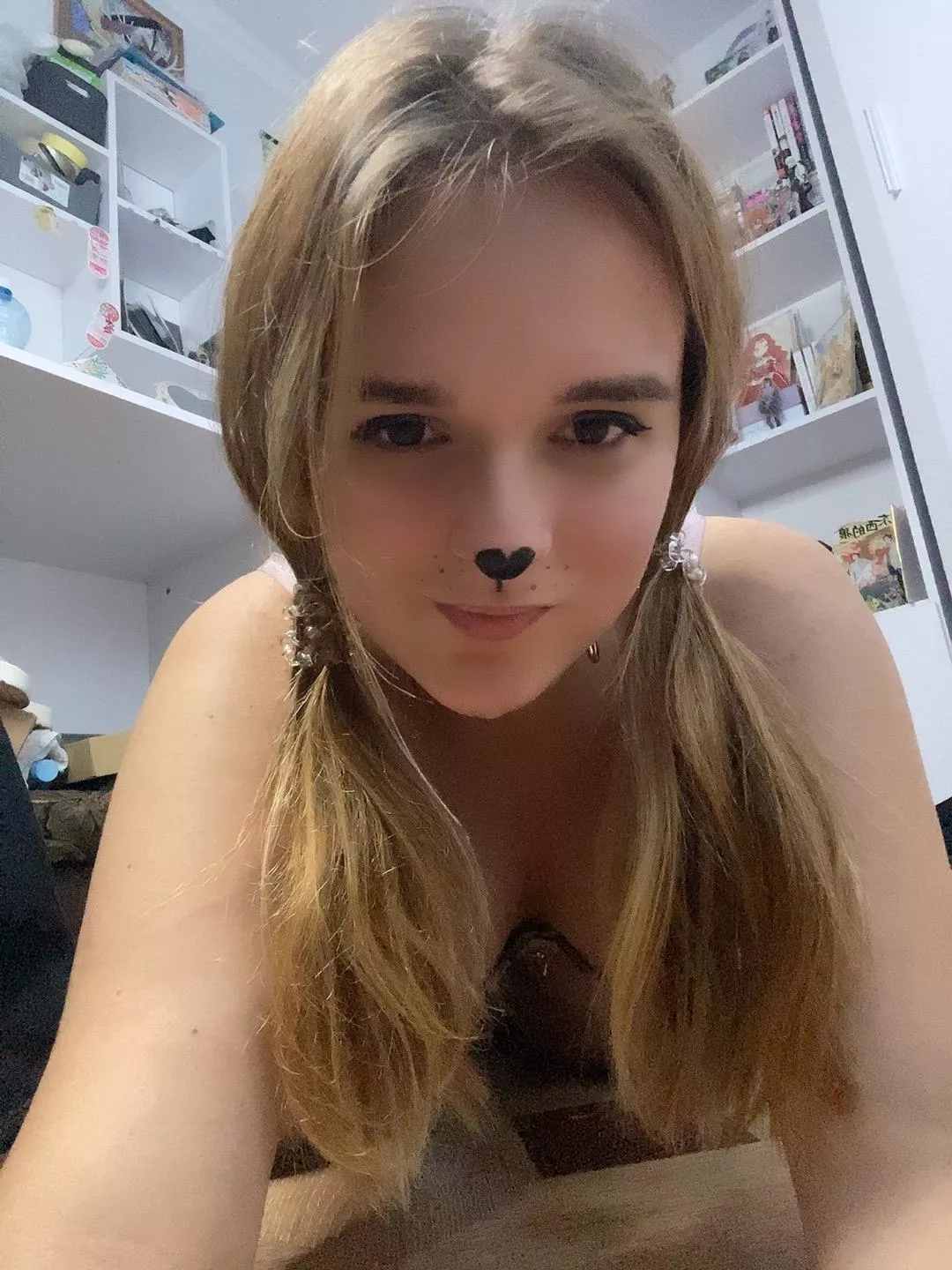 This puppy wants your love posted by RichWhol