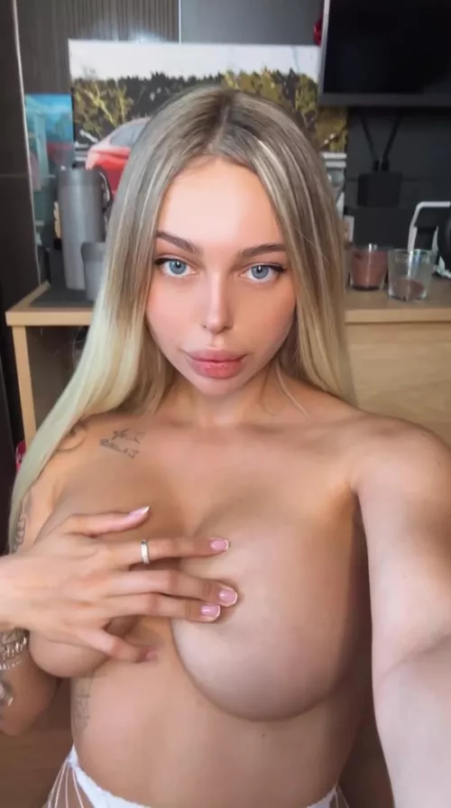 WANTED: man who likes to eat pussy by Ok_Newt8489