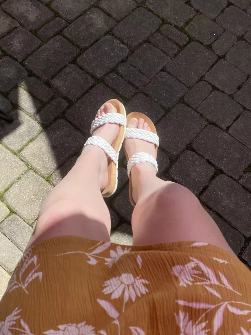 Would you kiss them by Spicy_BurriToes