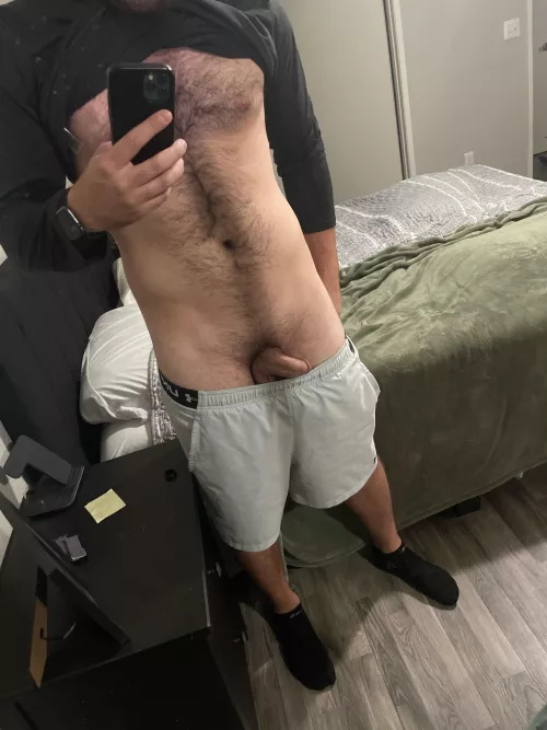 27 m vers. wife’s out of town. HMU by [deleted]