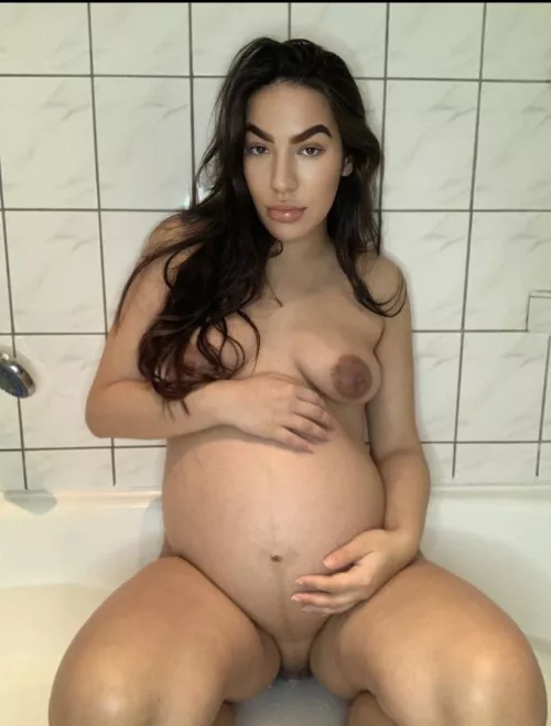 Arrow up if you want surprise on message❤️ by fairytalefeet