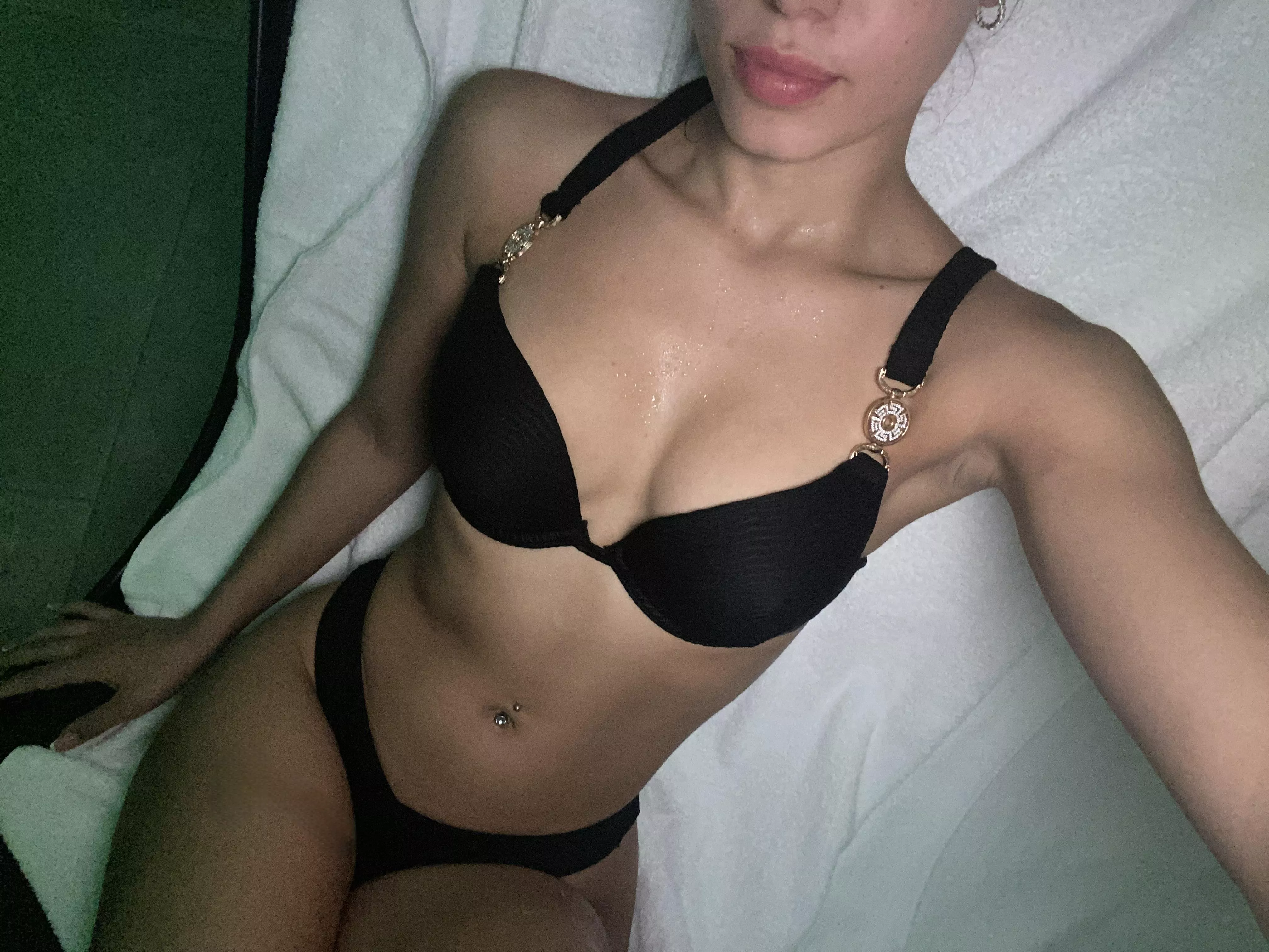 Don’t let my boyfriend know about these snaps 🤭 posted by OverSituationa