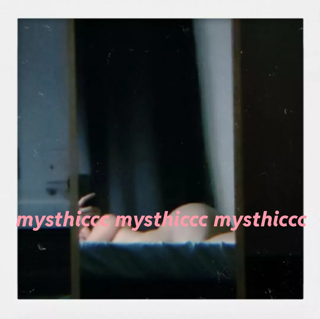 [F]uck all the cheaters, no one deserves me 😌 posted by -schizoid