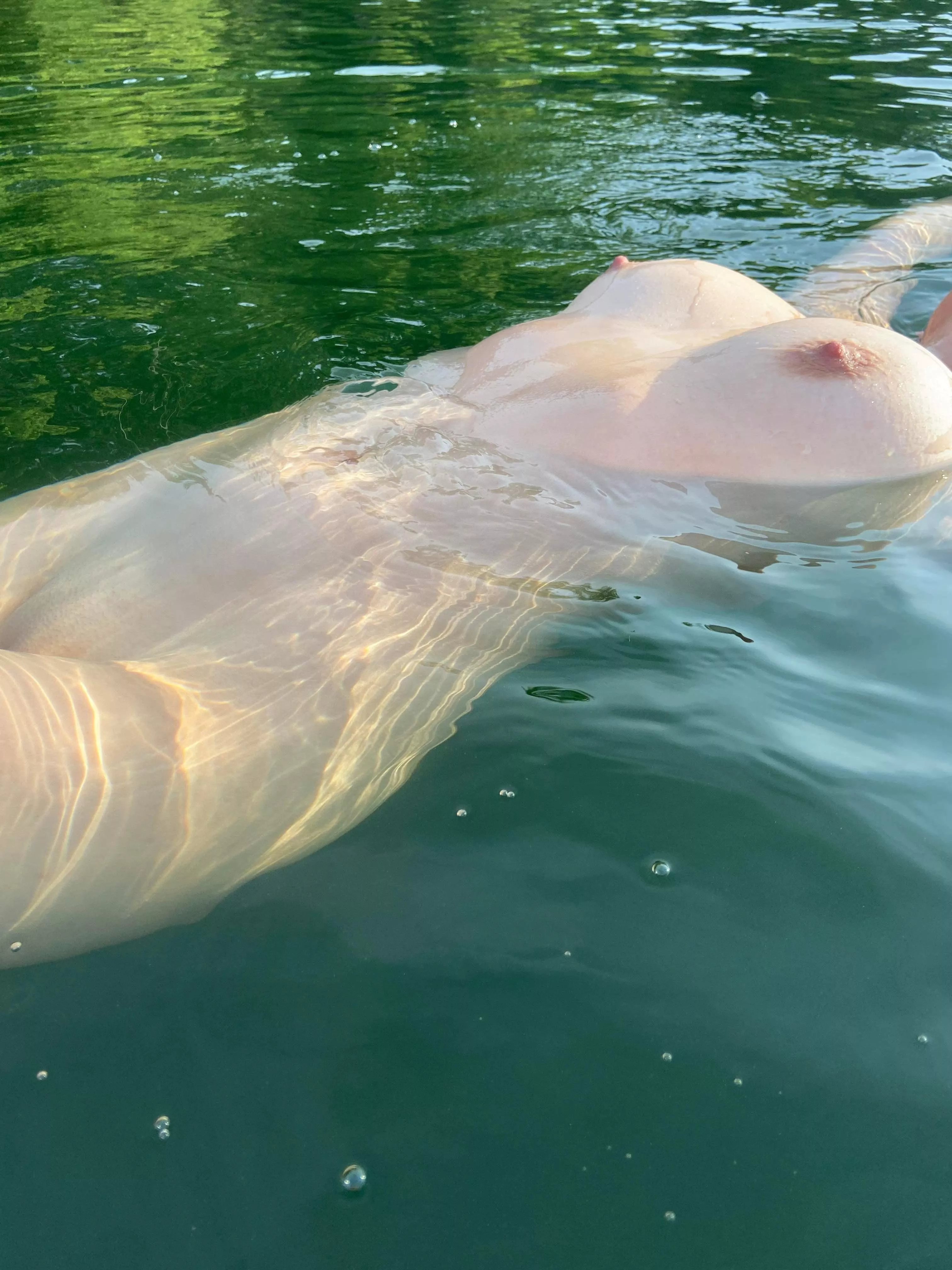 I don’t care who sees me posted by janeivy4