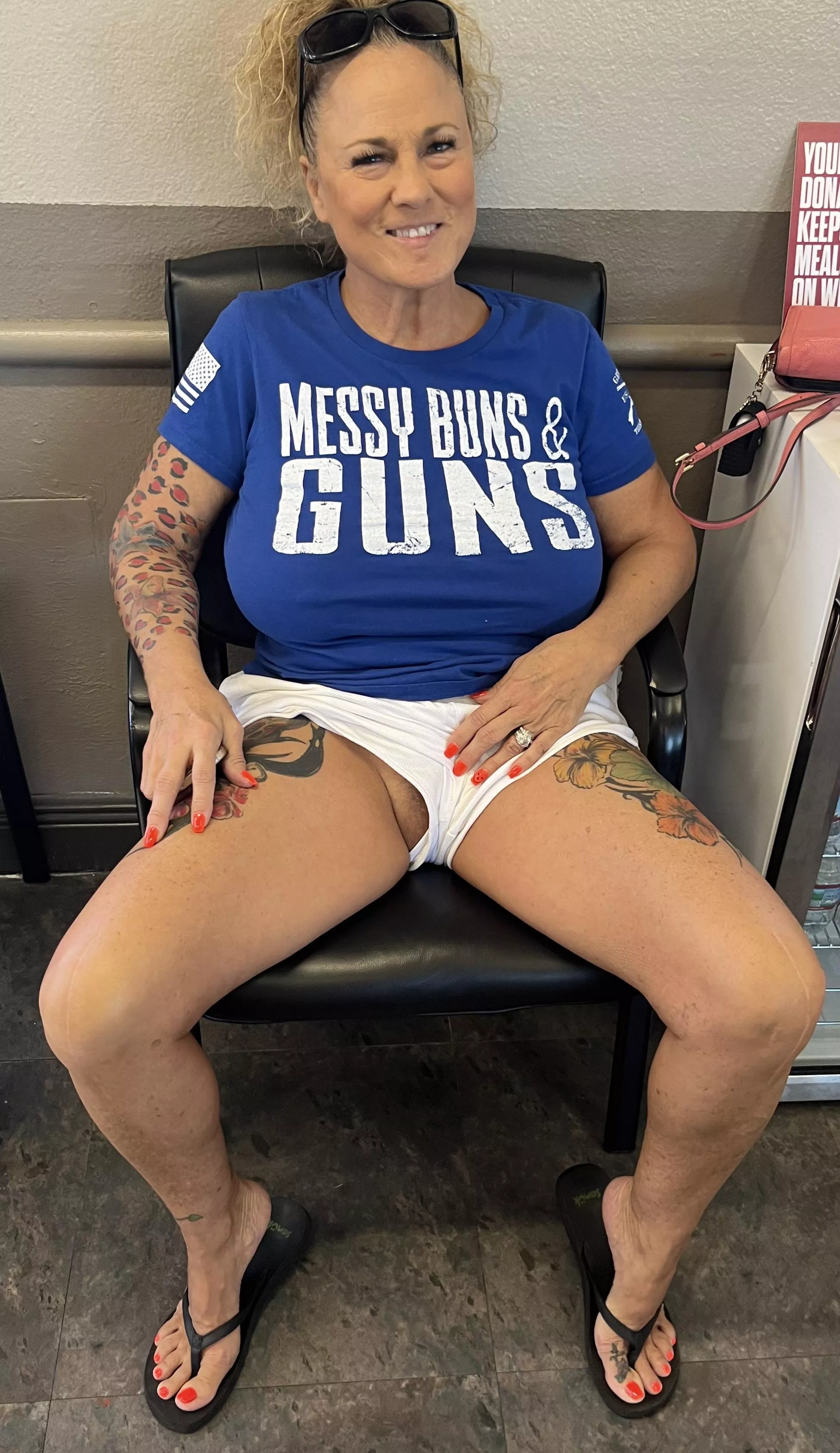 Juicy!! posted by Flimsy-Exit-9326