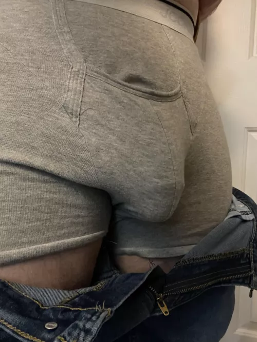 Like my big head? (38) by Awkward_desklamp