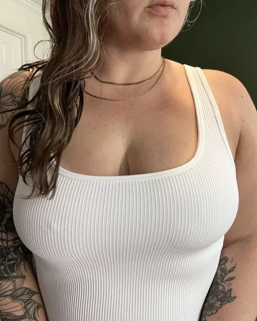 Like my MILF uniform? by BillieBloom