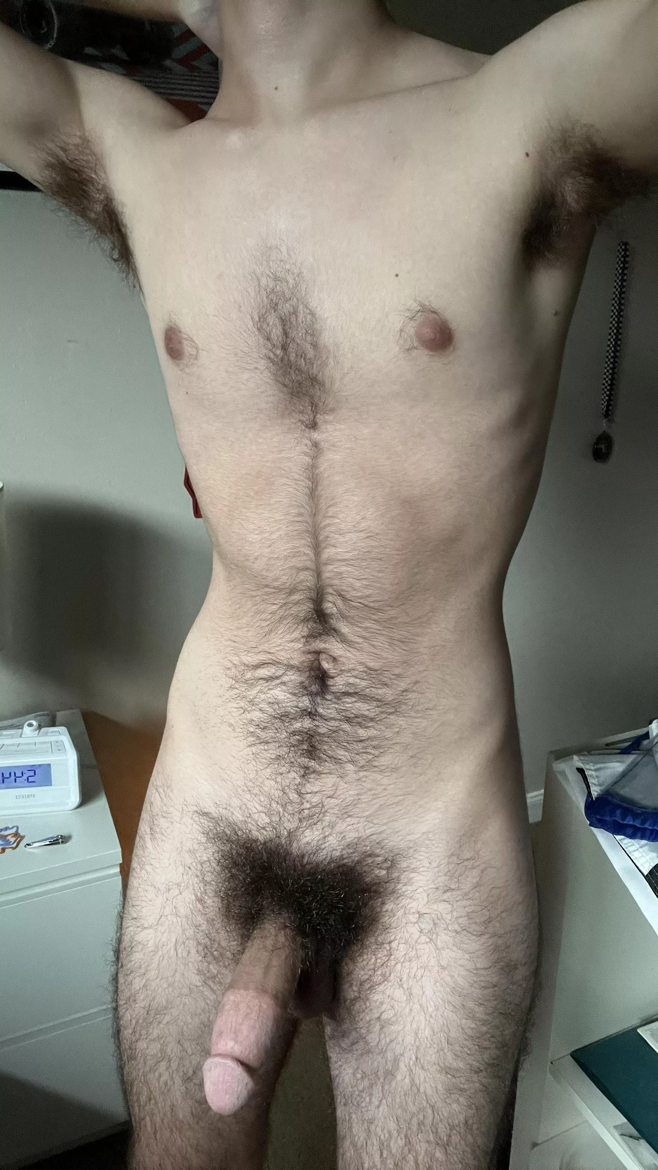 Love showing off my hairy teen pits (18) posted by Horny_fly