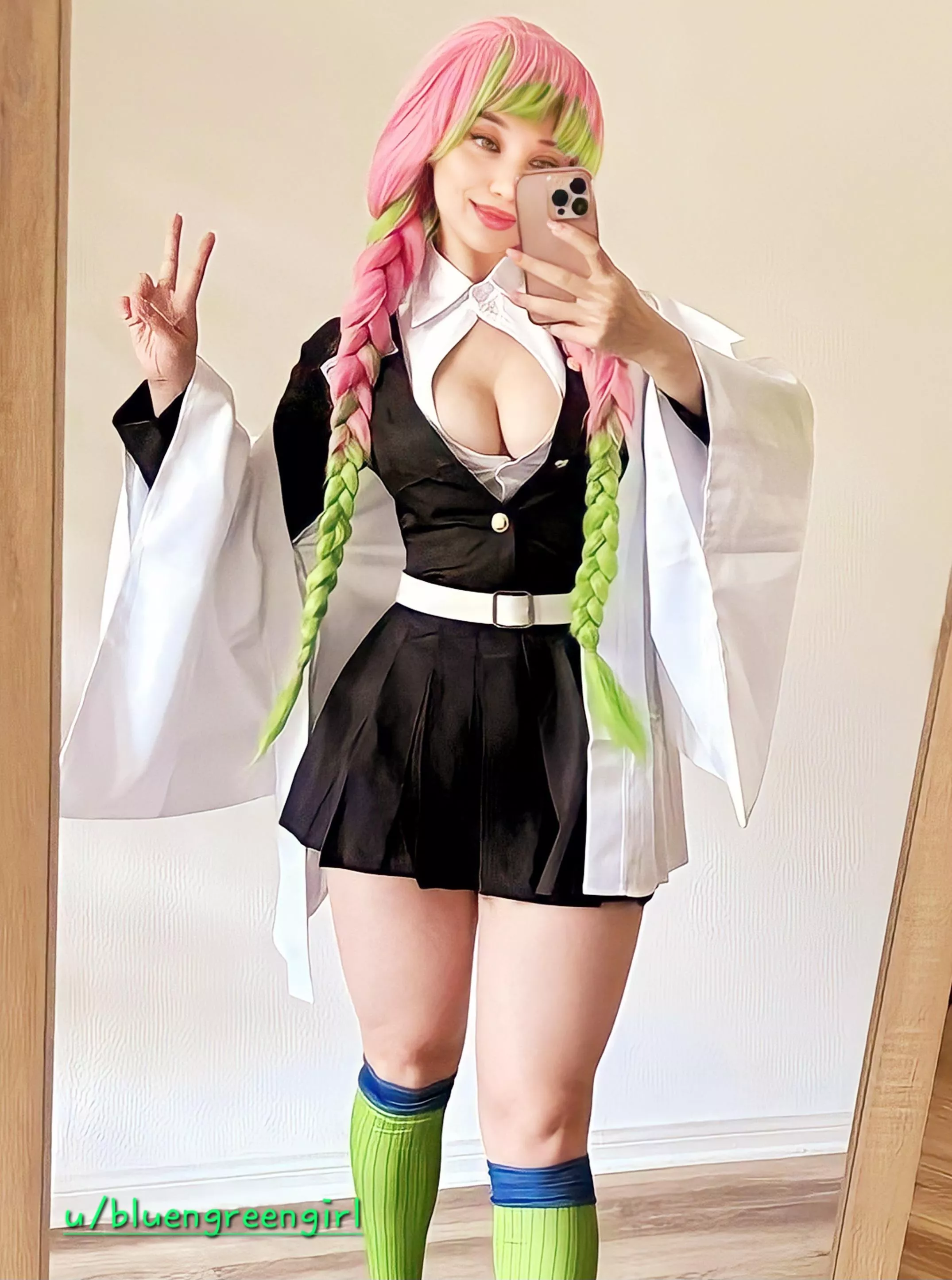 Mitsuri Kanroji [Self] posted by BluenGreenGirl