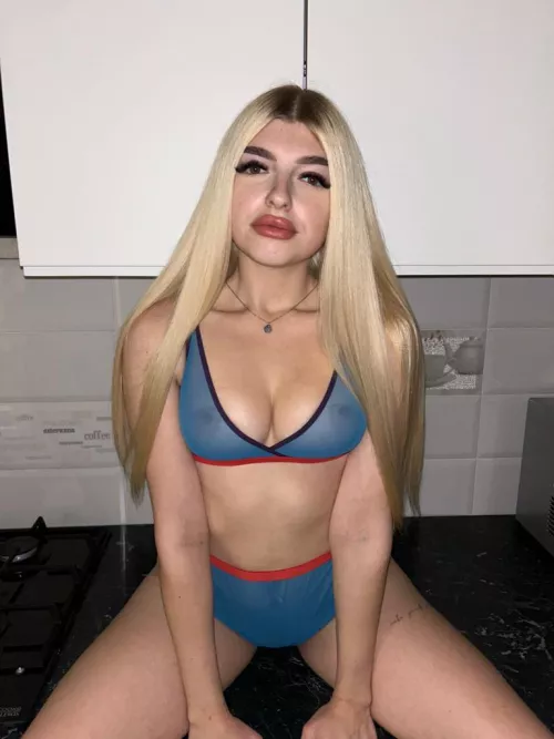 My bikini 🥰 by Mugshot___