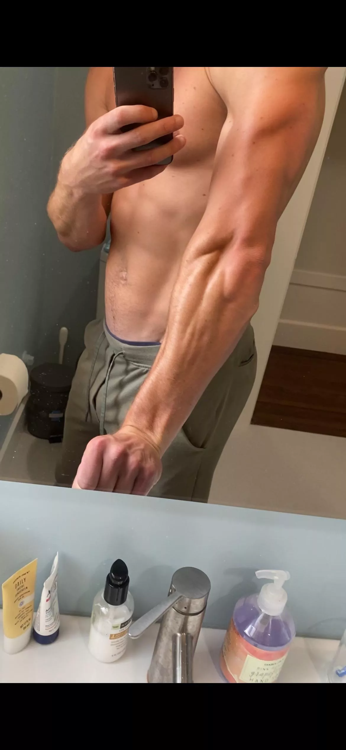 Not My Best Photo, But How’s the Separation posted by MyAltAccount4NSFW