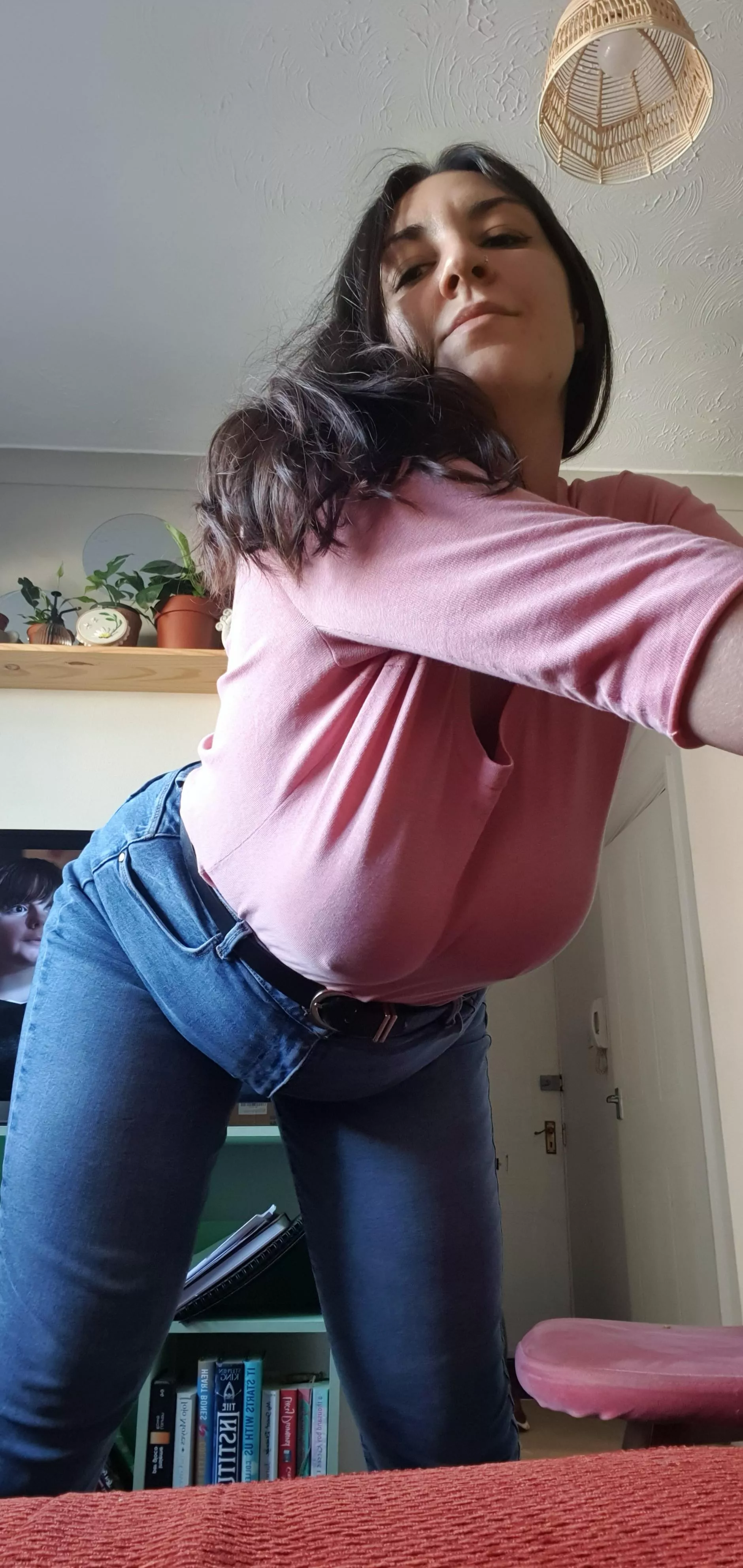 Pink top for the evening it is 🙈 posted by Aria_deme