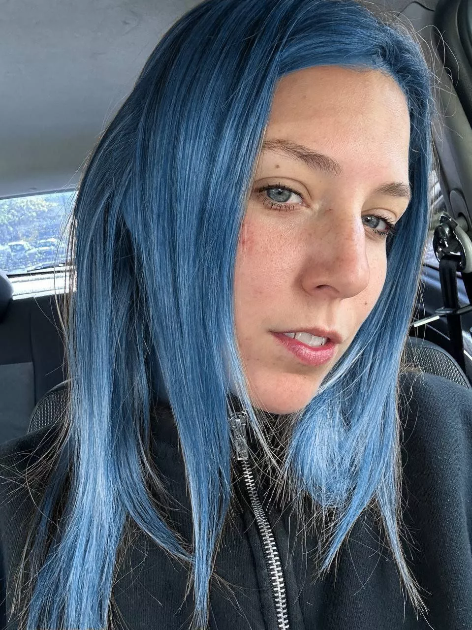 What's nicer, my eyes or my hair? posted by amusedmarshmallows