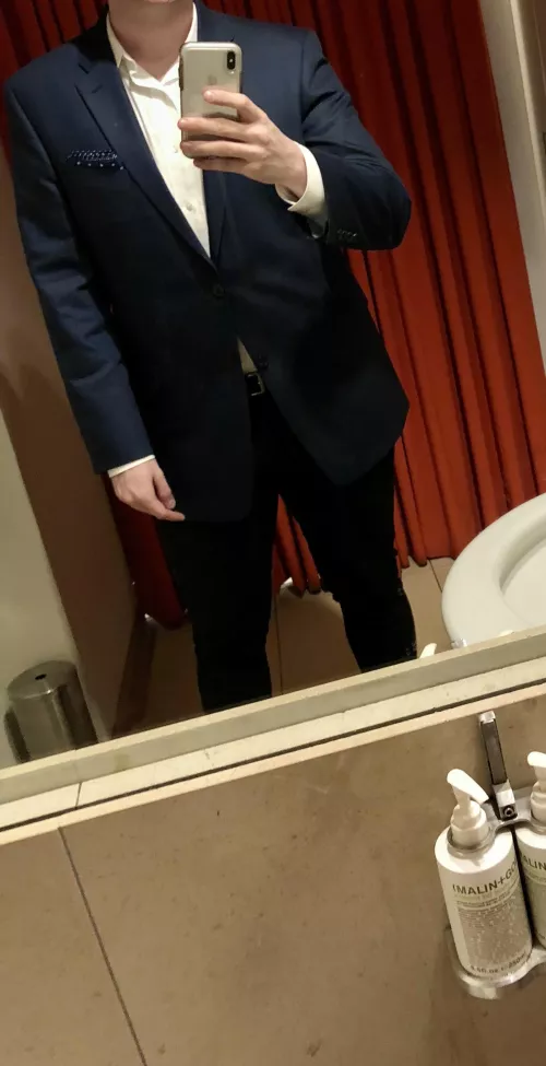 29M Chicago Area - Looking for Ongoing Fun with a Local Hotwife by Realistic_Reach_7670