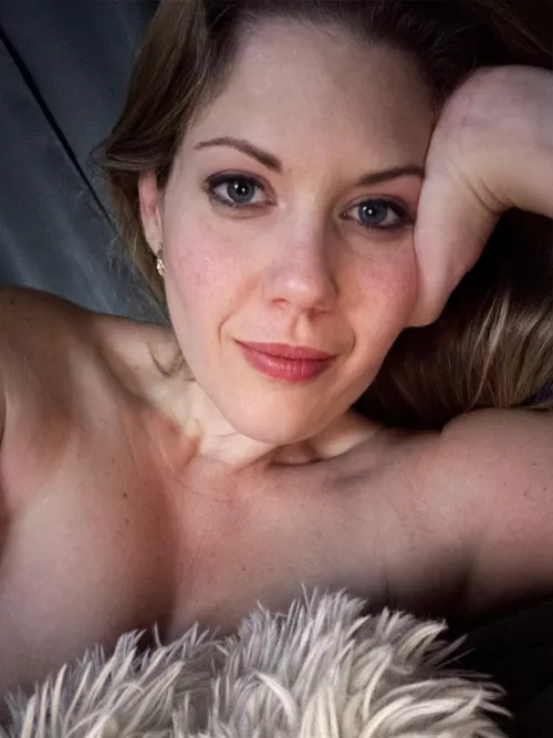 Are you coming to bed? I miss you by PenelopeAnn766