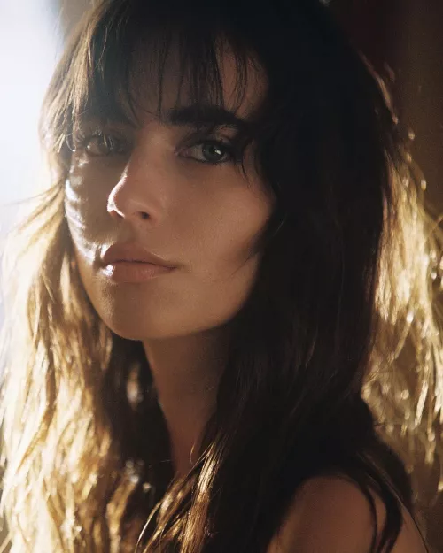 Brunette beauty by Electronic_Menu_3471