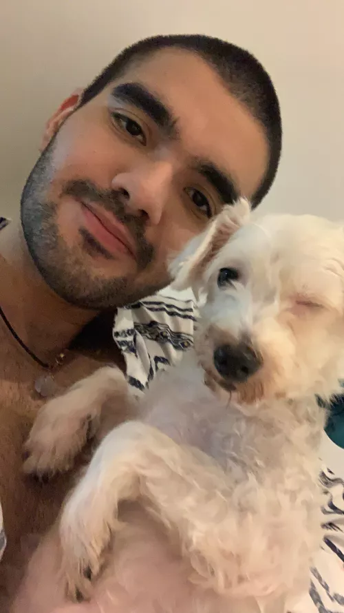 but can your pup wink when taking selfies? by a_veraxxx