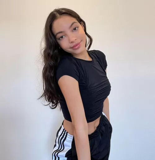 Camilla valdez by Naki358