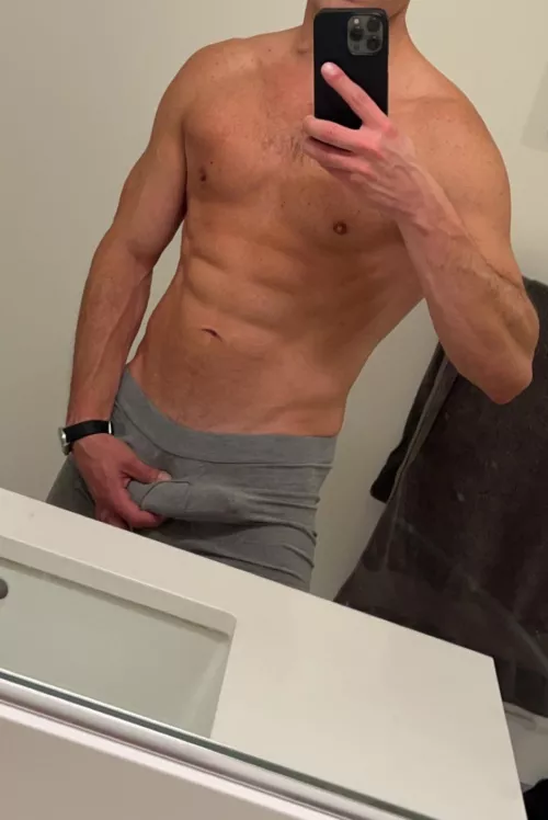 Horny after gym and shower by dtlabrah