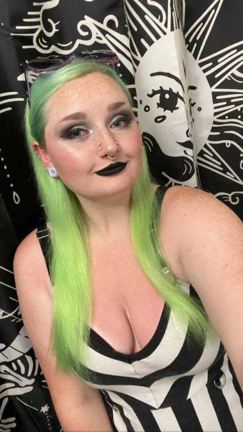 I love my green by Kat4clysm