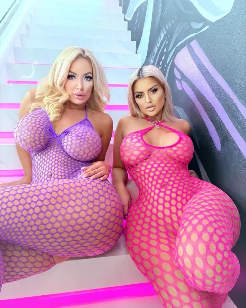 Two gorgeous beauties by From-hell-with-love